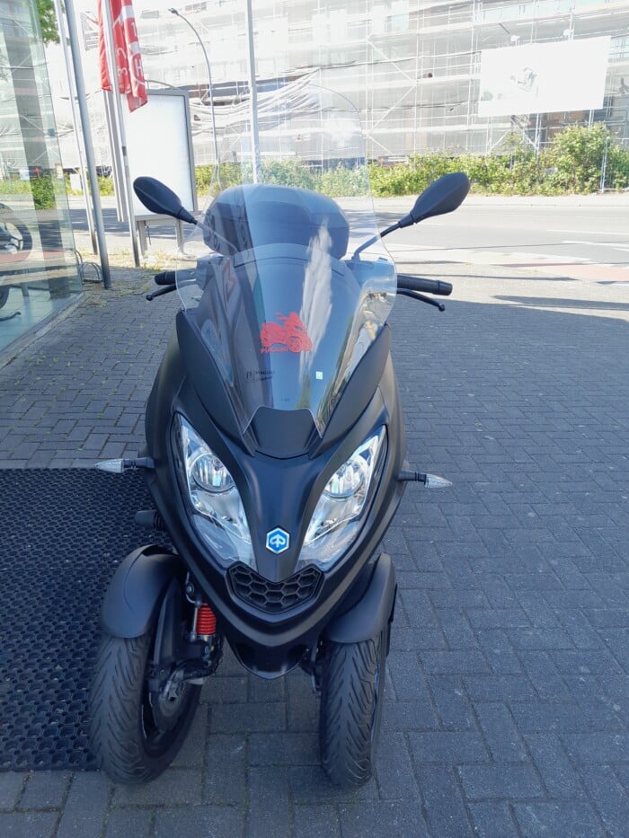 Piaggio MP3 300 SPORT E5 – Bild 2