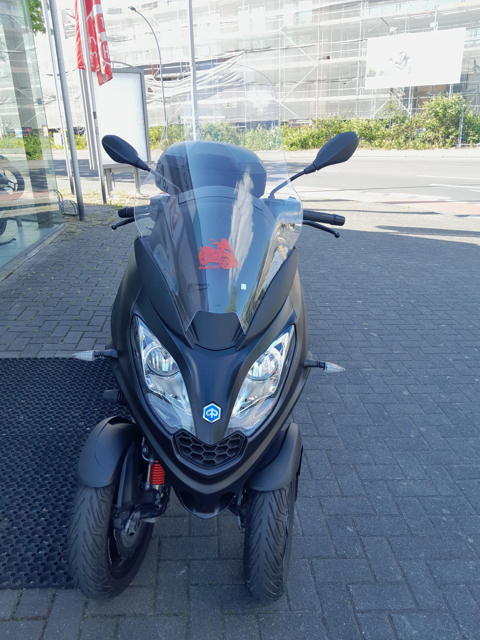 Piaggio Mp3 300 Sport E5 02 Scaled