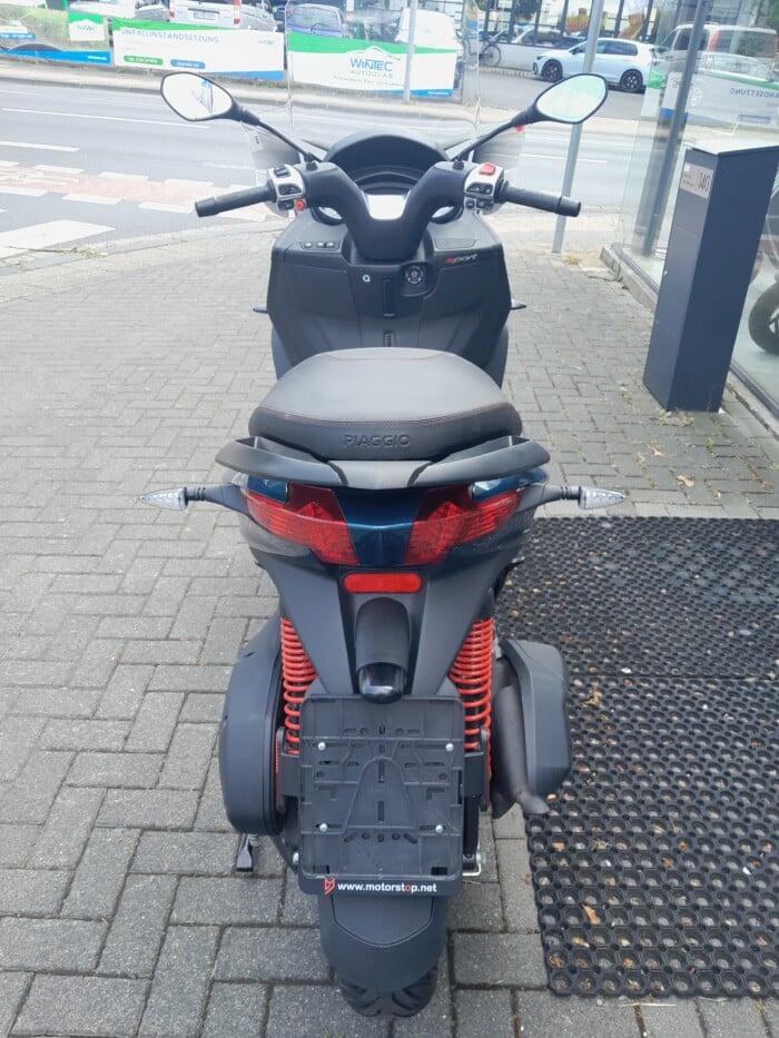 Piaggio MP3 300 HPE SPORT E5 – Bild 2
