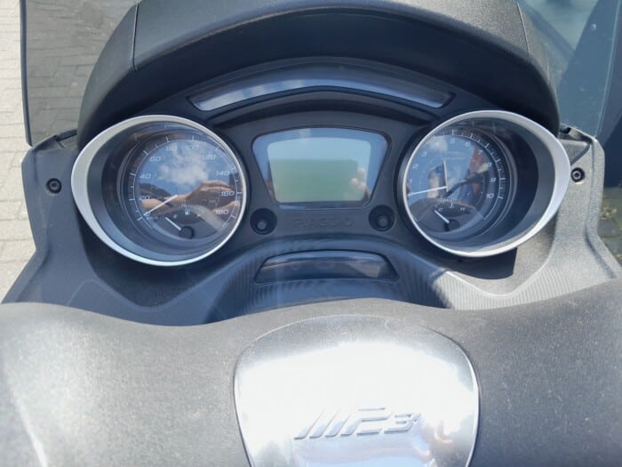 Piaggio MP3 300 HPE SPORT E5 – Bild 5