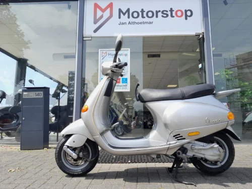 Vespa Et4 125 01 Scaled