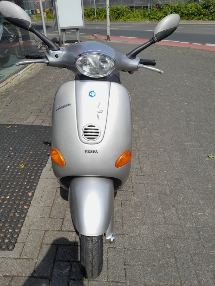 Vespa ET4 125 – Bild 2