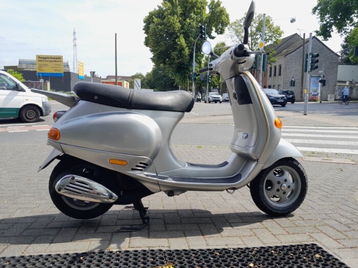 Vespa ET4 125 – Bild 3