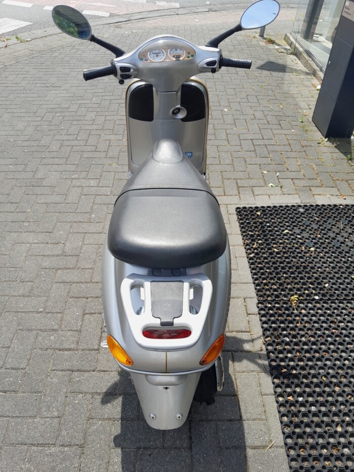 Vespa ET4 125 – Bild 4