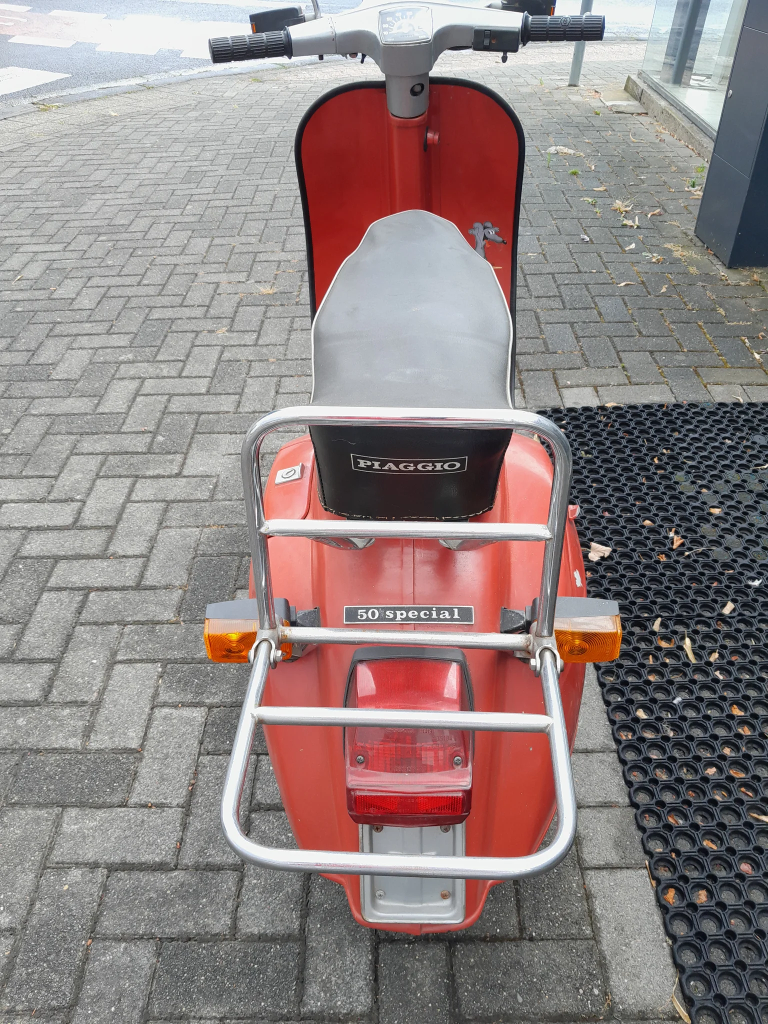 Vespa V50 N 04 Scaled