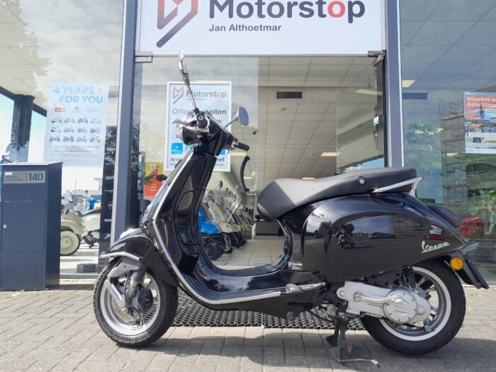 Vespa PRIMAVERA 50 IGET E4