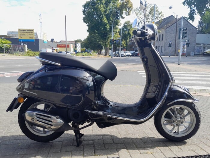 Vespa PRIMAVERA 50 IGET E4 – Bild 3