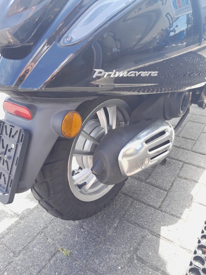 Vespa PRIMAVERA 50 IGET E4 – Bild 7