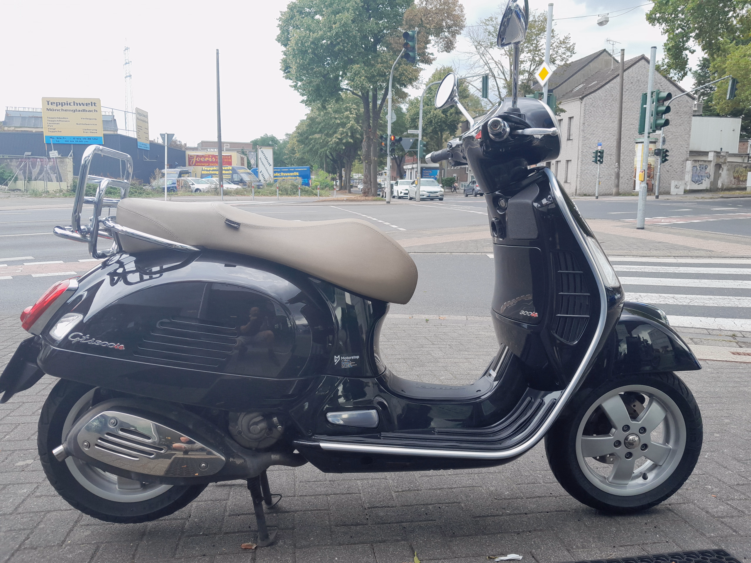 Vespa VESPA GTS 300 ABS – Bild 3