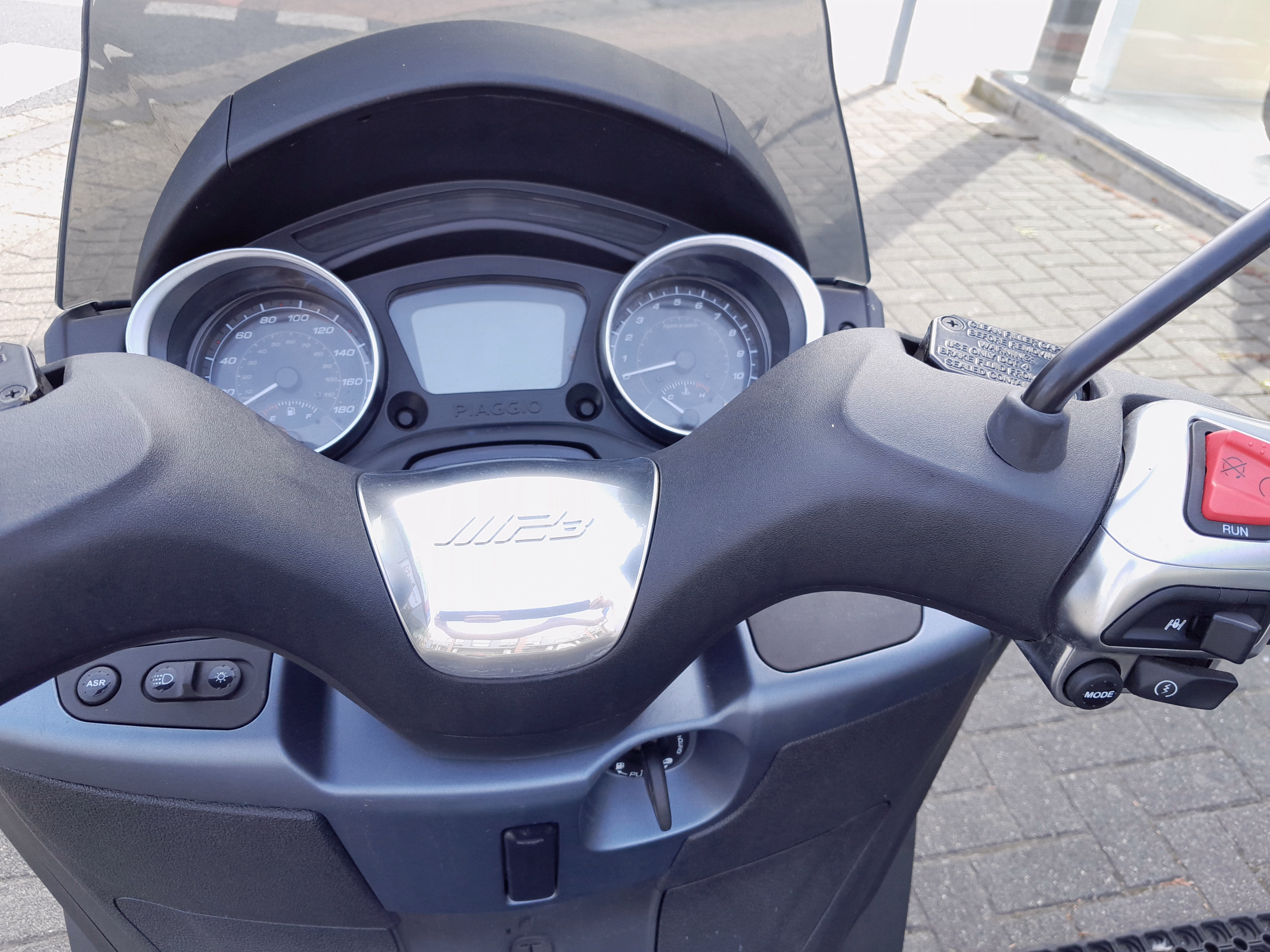 Piaggio MP3 300 HPE E5 – Bild 5
